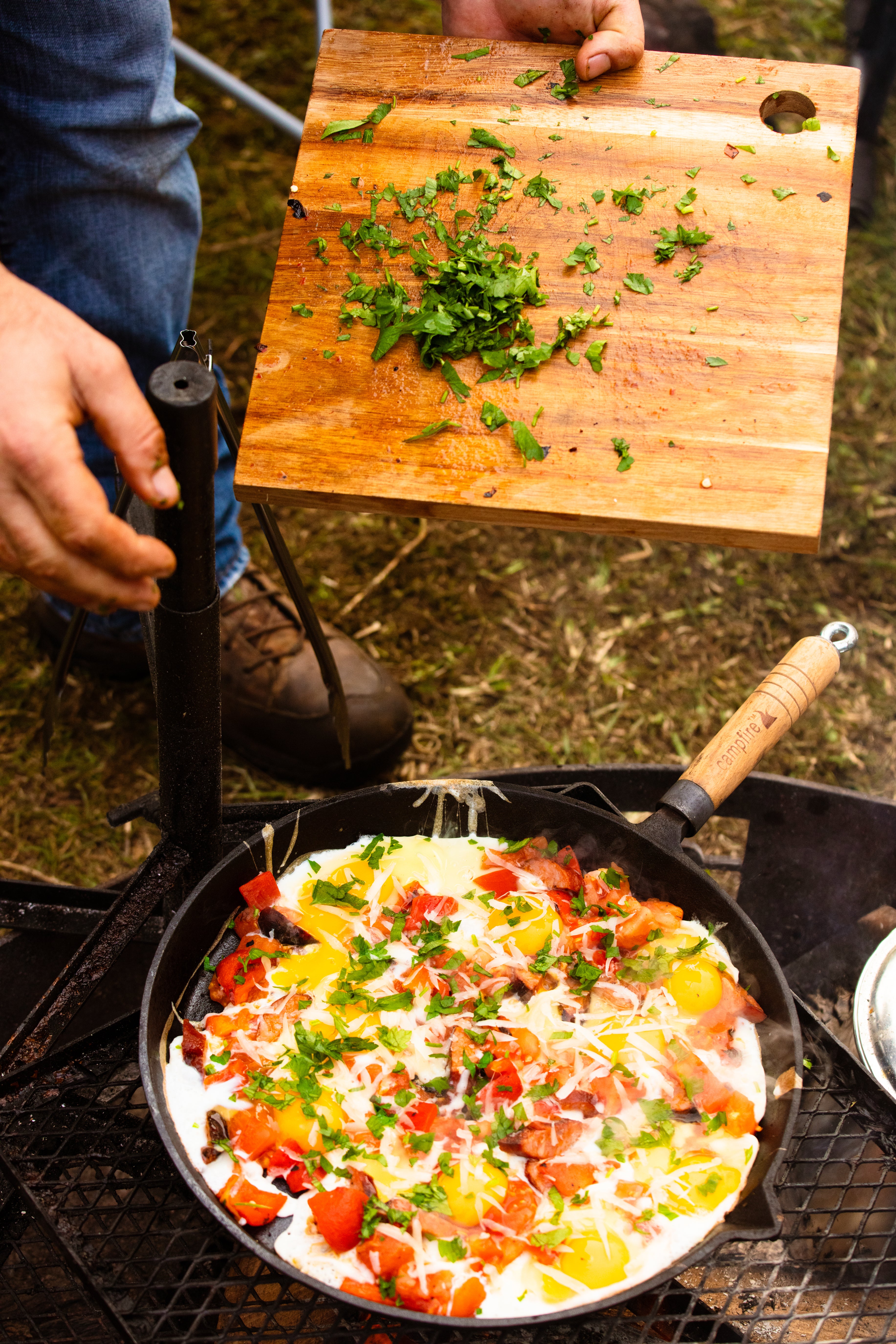Campfire Round Frying Pan with Solid Handle - 25cm