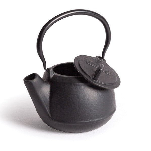 Campfire 2 Quart Cast Iron Kettle