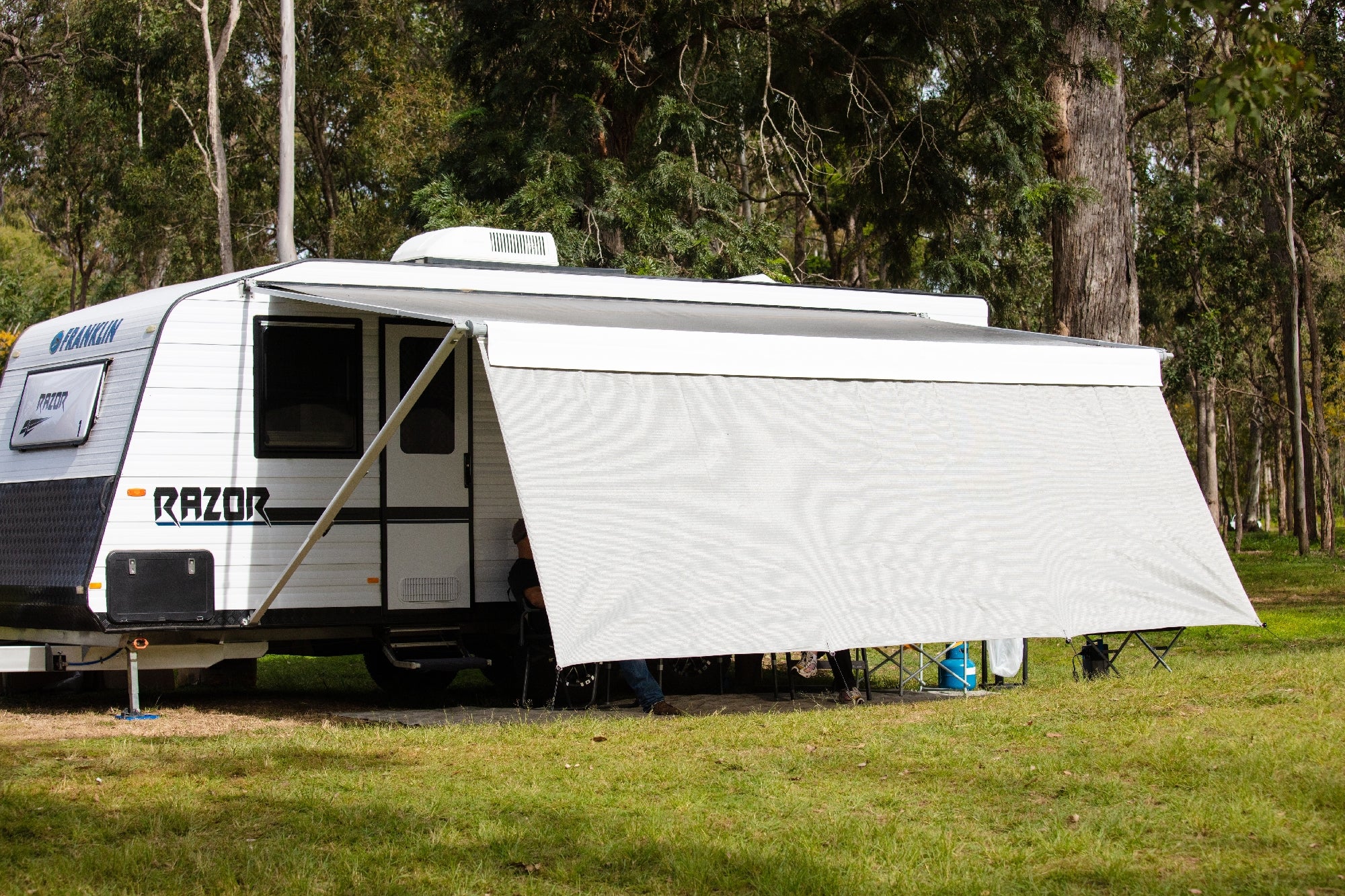 Companion Caravan Privacy Screen 4.3M x 1.8M