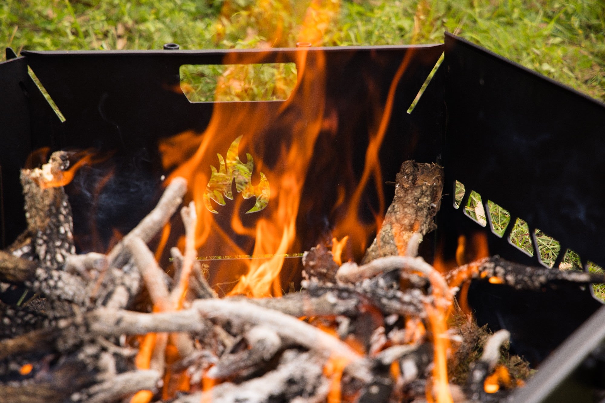 Ozpig 3-in-1 Flat Pack Fire Pit