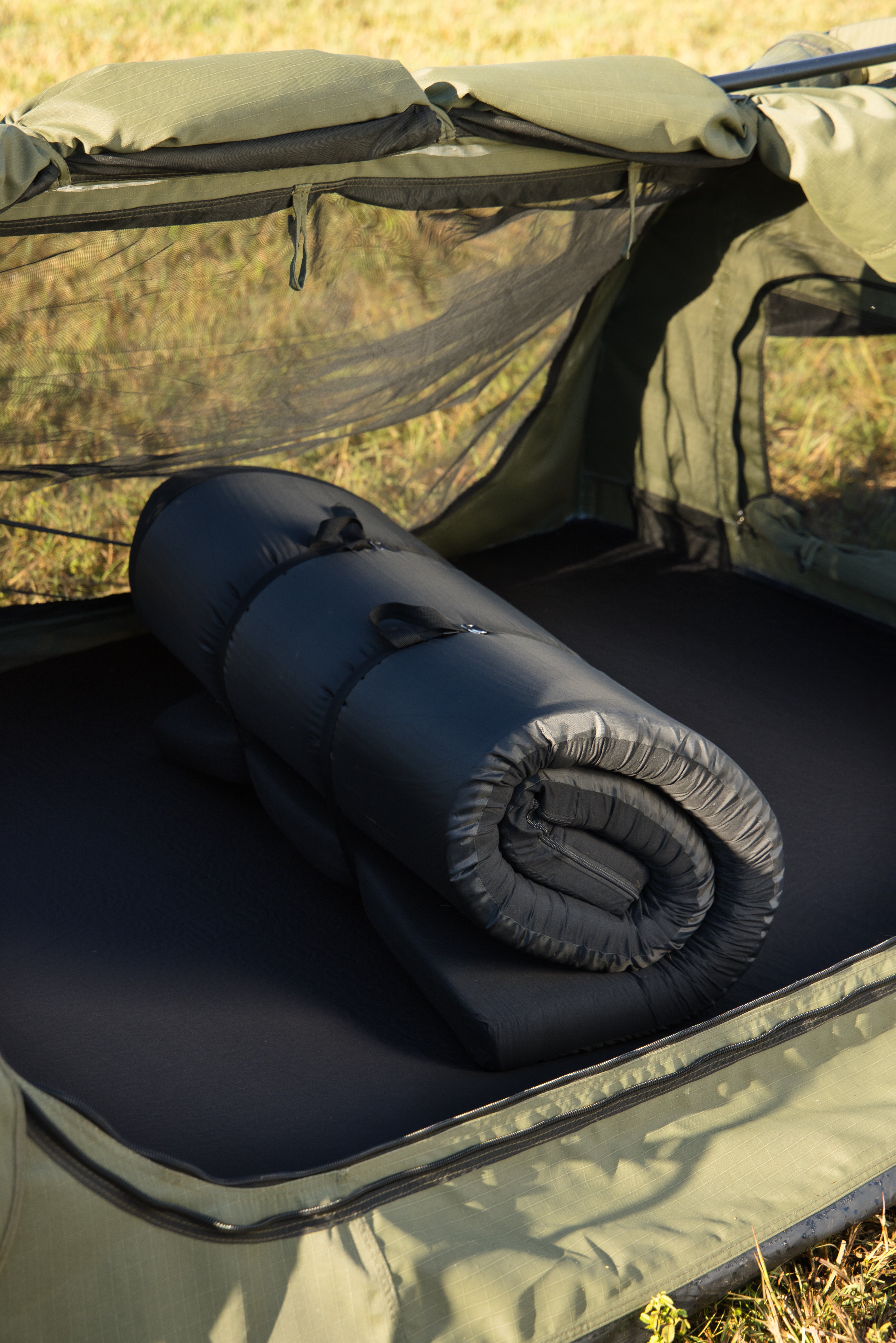 OZtrail Foam Swag 900 Mat 70mm