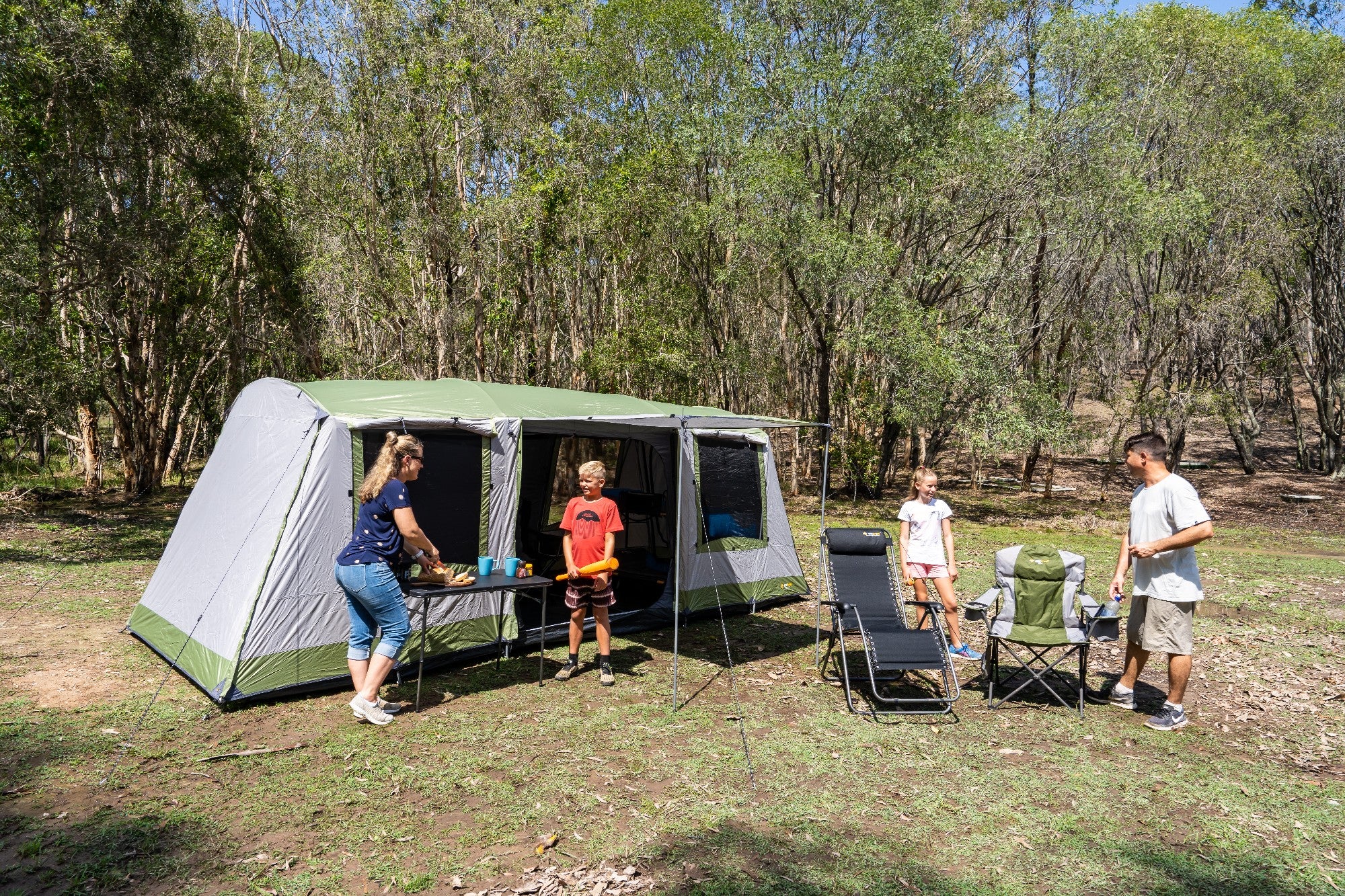 OZtrail Bungalow 9P Dome Tent