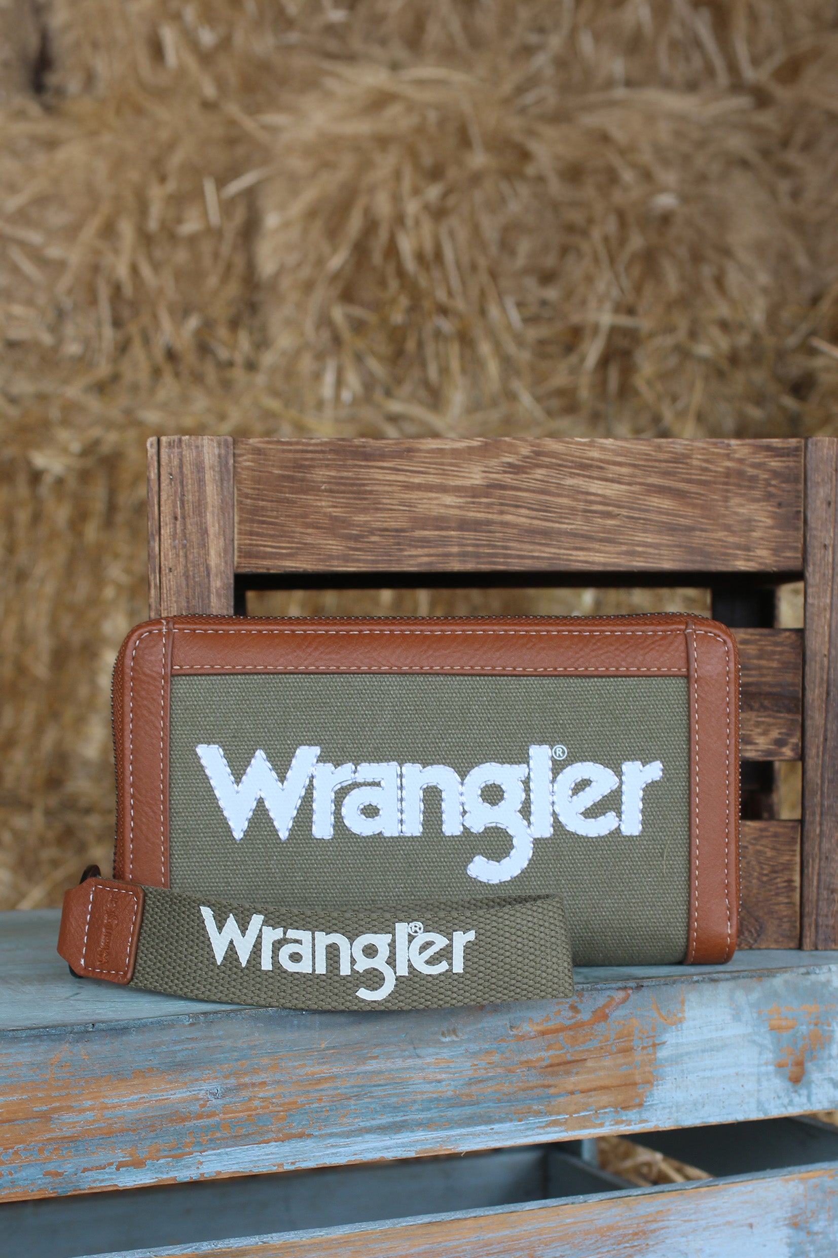 Wrangler Iconic Logo Wallet